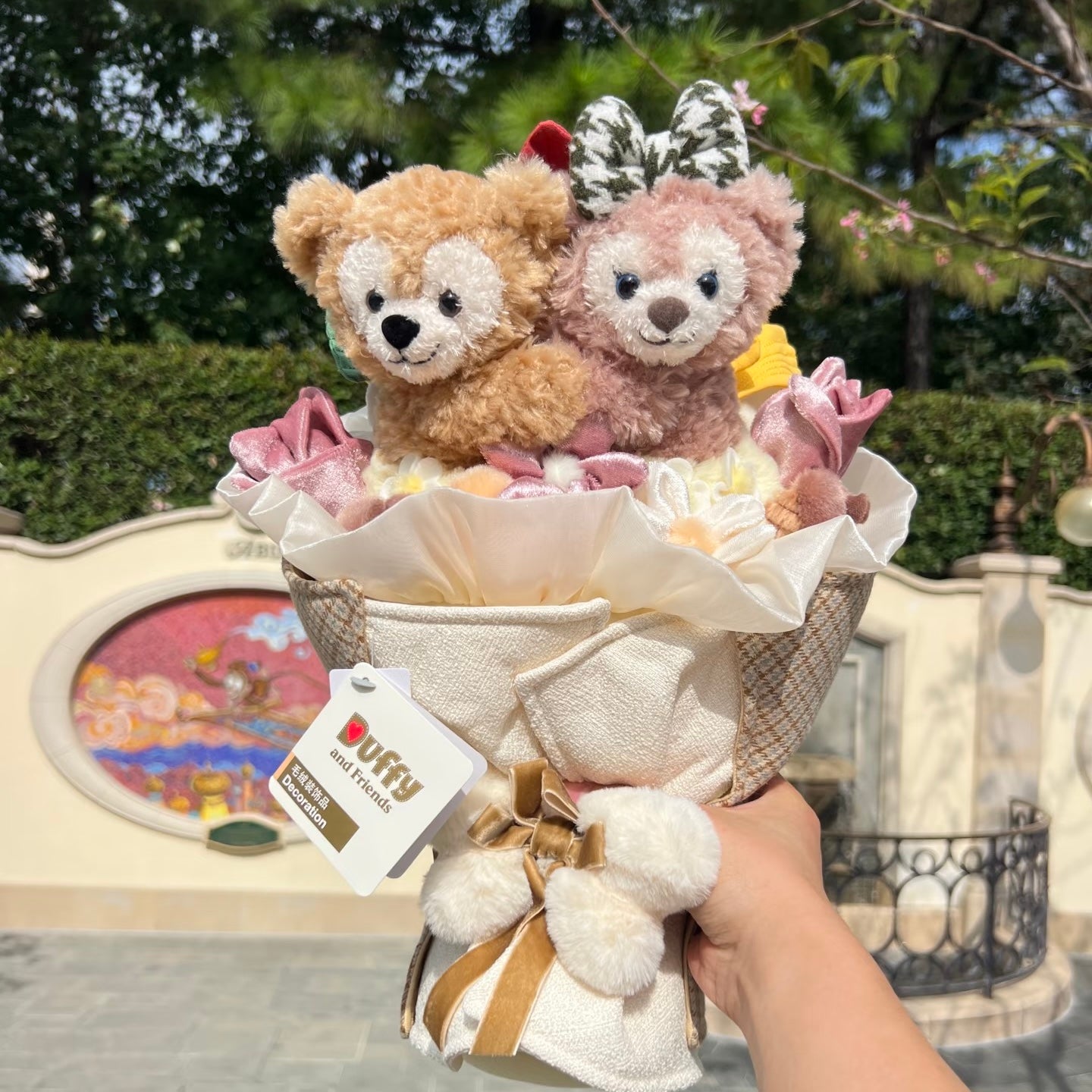 秋 ダッフィー＆シェリーメイ 花束｜上海ディズニー – リーナちゃん