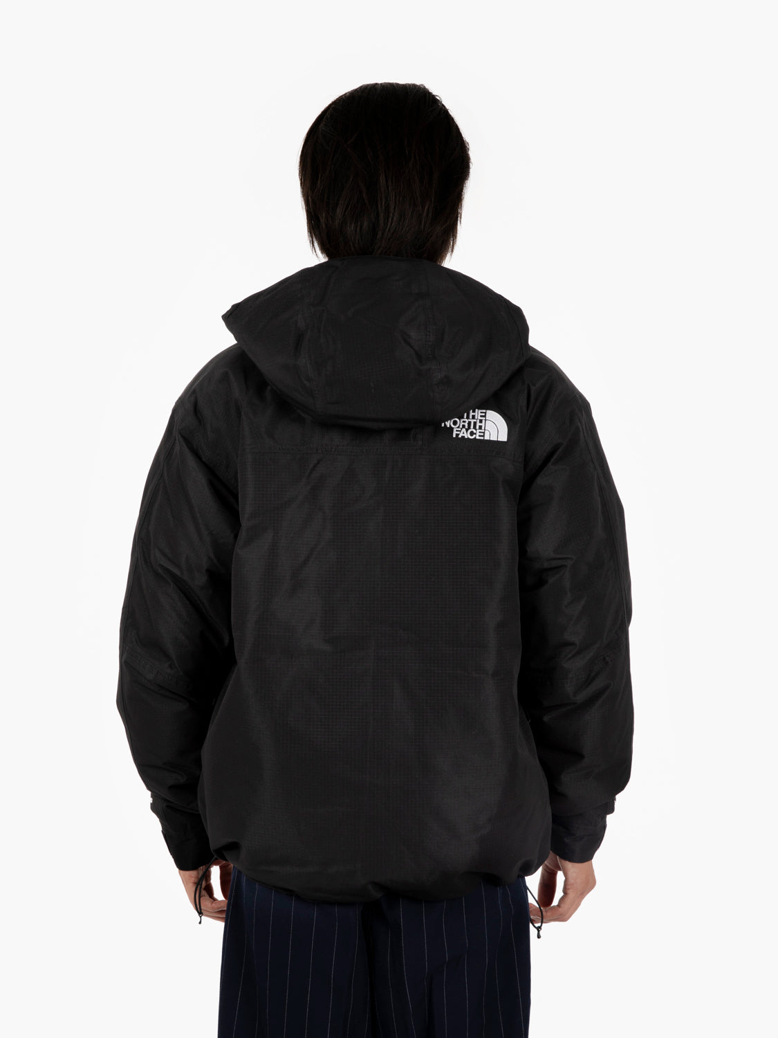 The North Face - Mountain down jacket black | STIMM