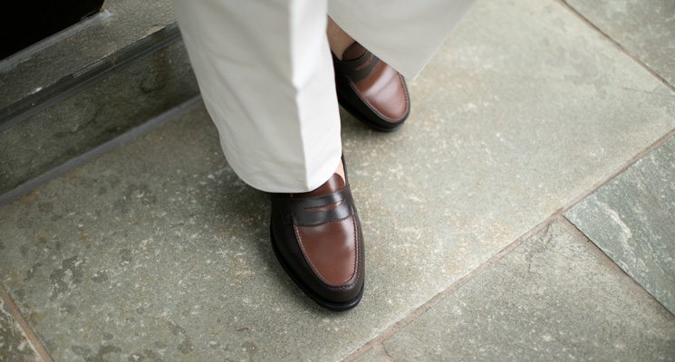 伝統の英国ローファー、その最新スタイル | STRASBURGO