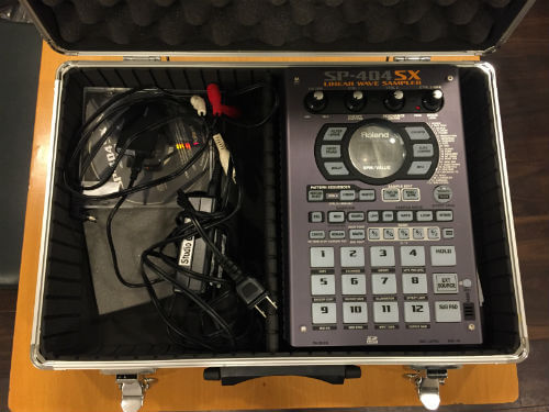 Roland SP-404SX | 音響機材・楽器レンタル・PA - Studio Orque