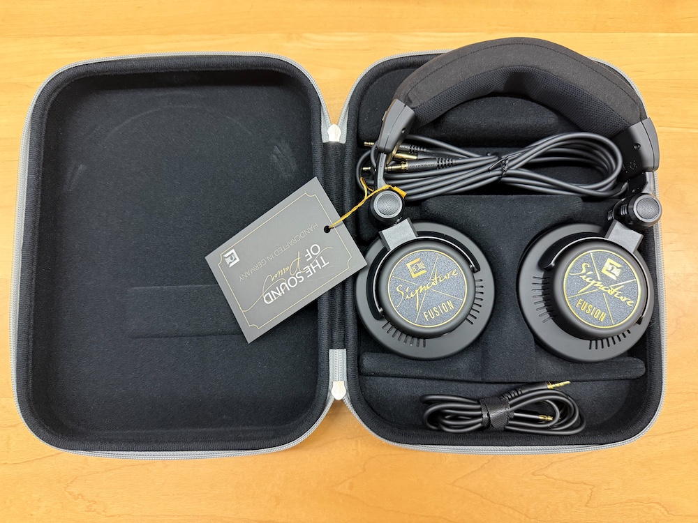 バランスの良さと広い音場を実現する待望の開放型ヘッドホン