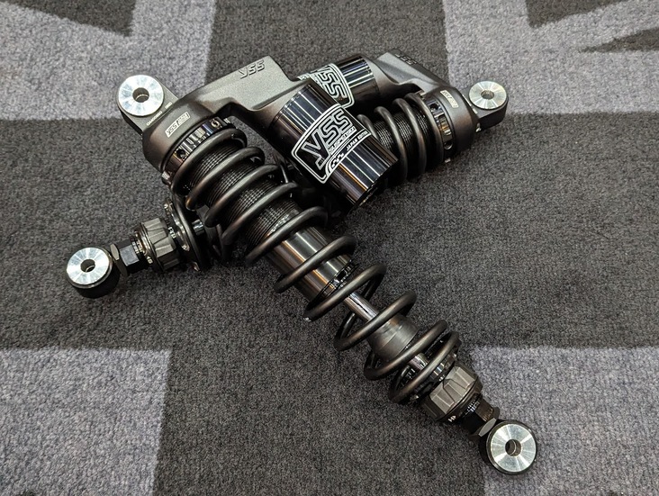 ロイヤルエンフィールド スーパーメテオ650用リアサスペンション