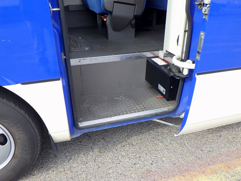 三菱ふそう ローザ マイクロバス 28人乗り ロング ハイルーフ 自動ドア